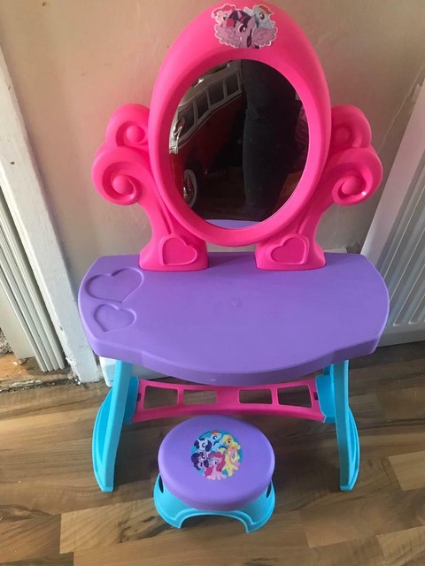 my little pony vanity table